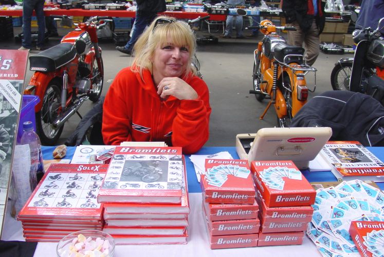 Lydia van het blad Bromfiets