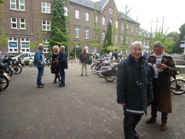 Het plein in Steyl.