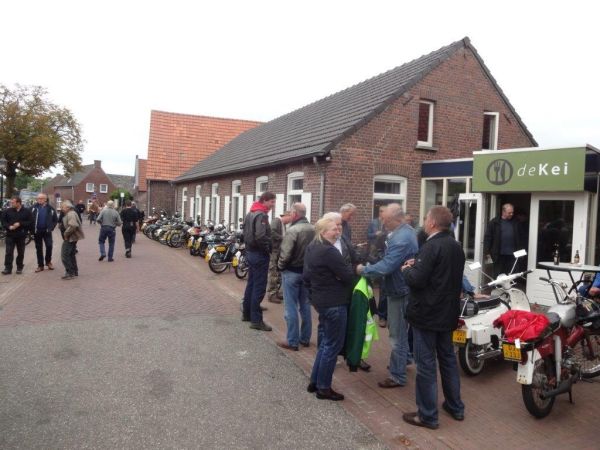 Bij zaal de Kei in Geijsteren.
