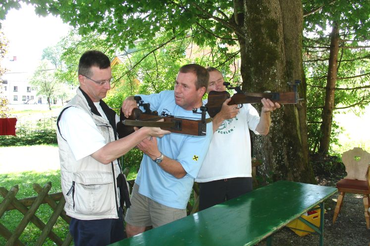 Het kruisboog schieten