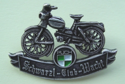 Schwarzl Club-Wacht speldje