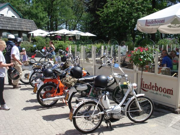 Even tijd voor een kopje koffie/thee en vlaai.