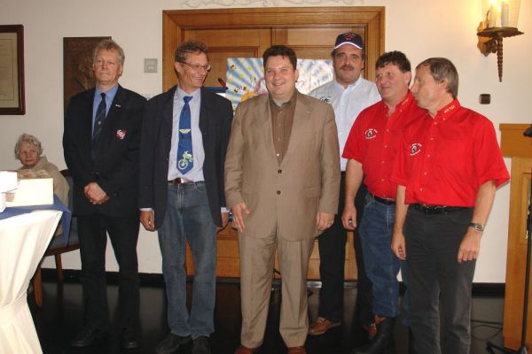 De ontvangst van de Oostenrijkers in het stadhuis van Tegelen.