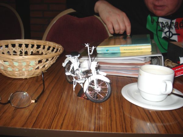 Een van de drie miniatuurmodellen die Cor had meegenomen.