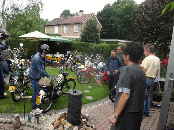 Toertocht Born.