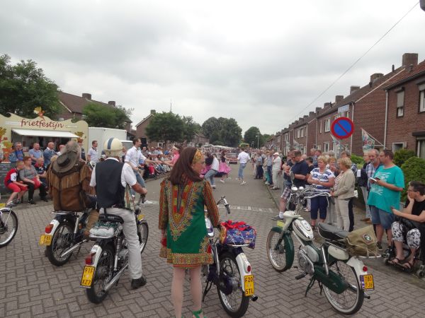 Festeynder Back to the 50s 60s treffen-1.